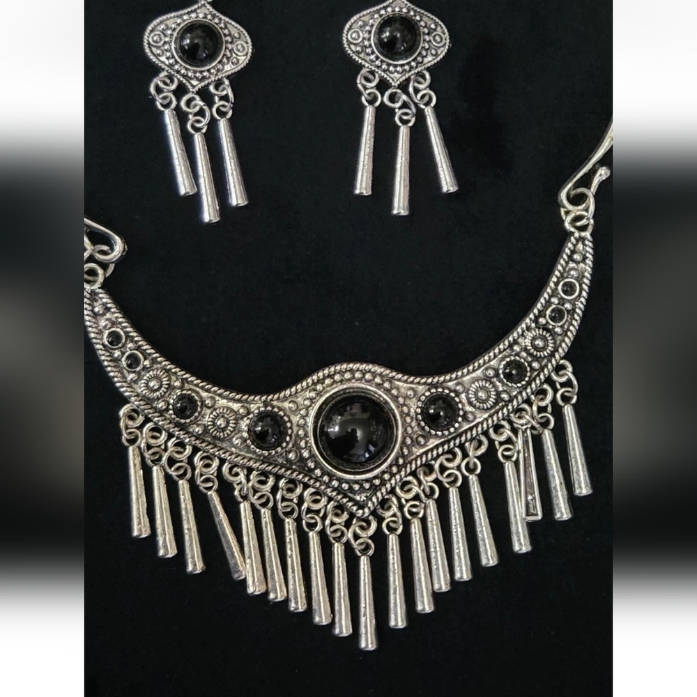 Goth Silver Tone Black Southwestern Collar Bib Statement Necklace Earrings Set